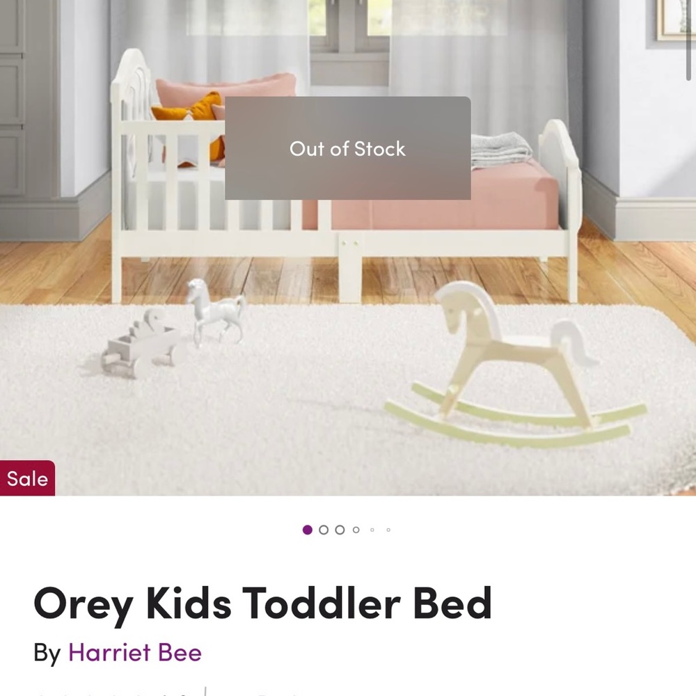 Girls toddler tufted bed with crystals.